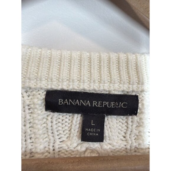 Banana Republic White Cable Knit Sweater Size L Button Shoulder Classic Cozy - Picture 2 of 9
